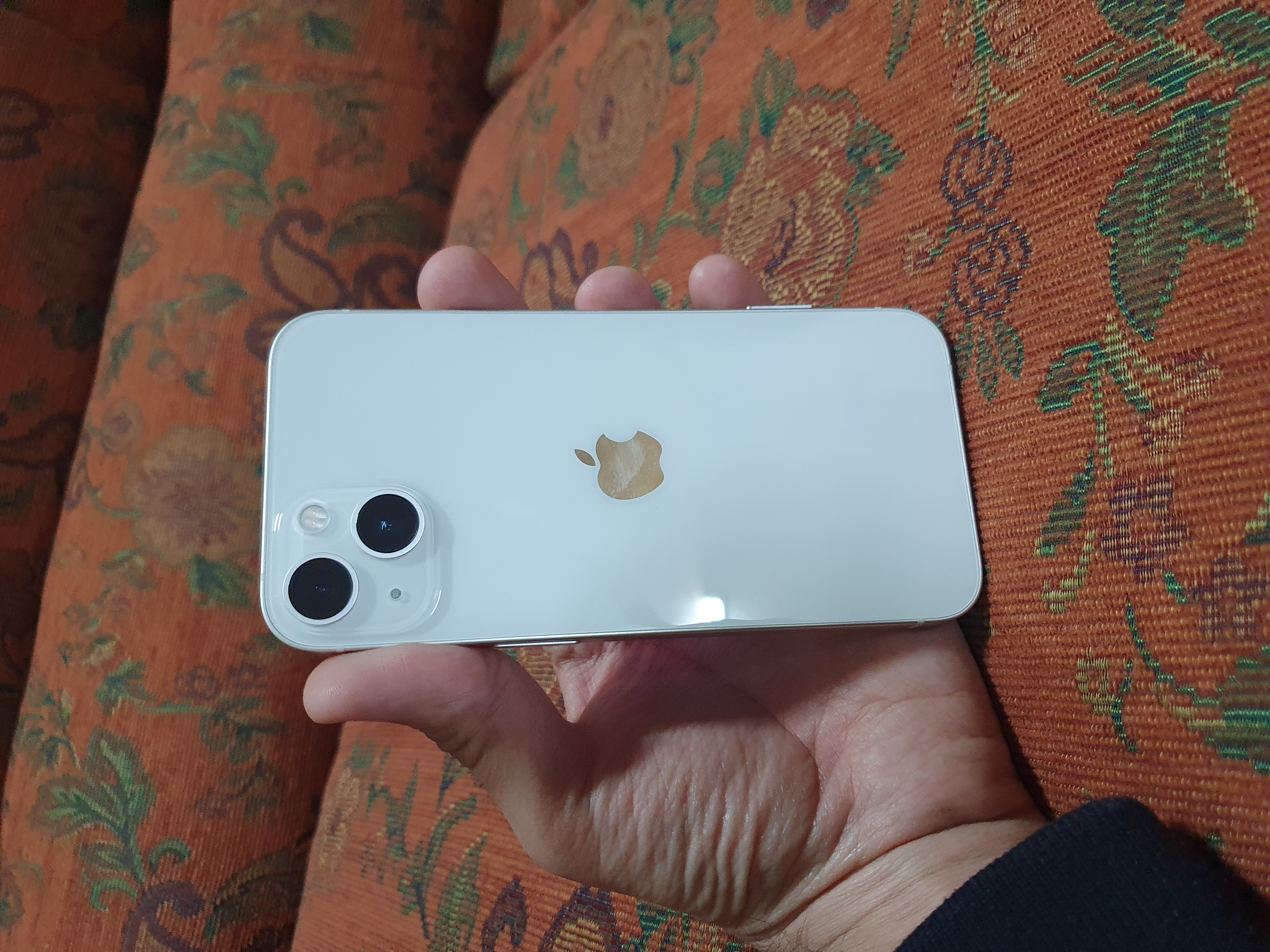 iPhone 13